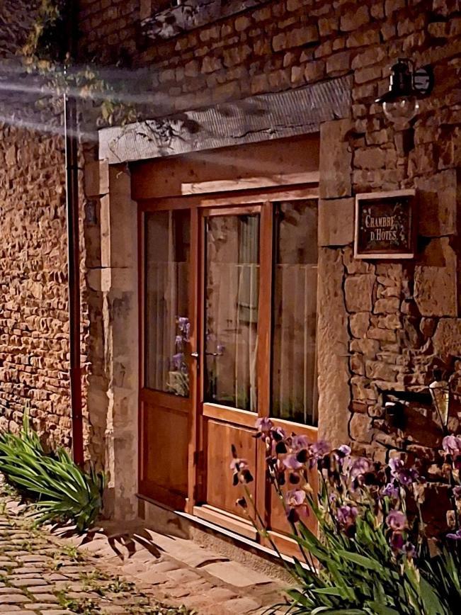 Chambre Les Marguerites Cluny Ngoại thất bức ảnh